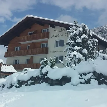 Tiroler Alpenhof Apartamento Innsbruck